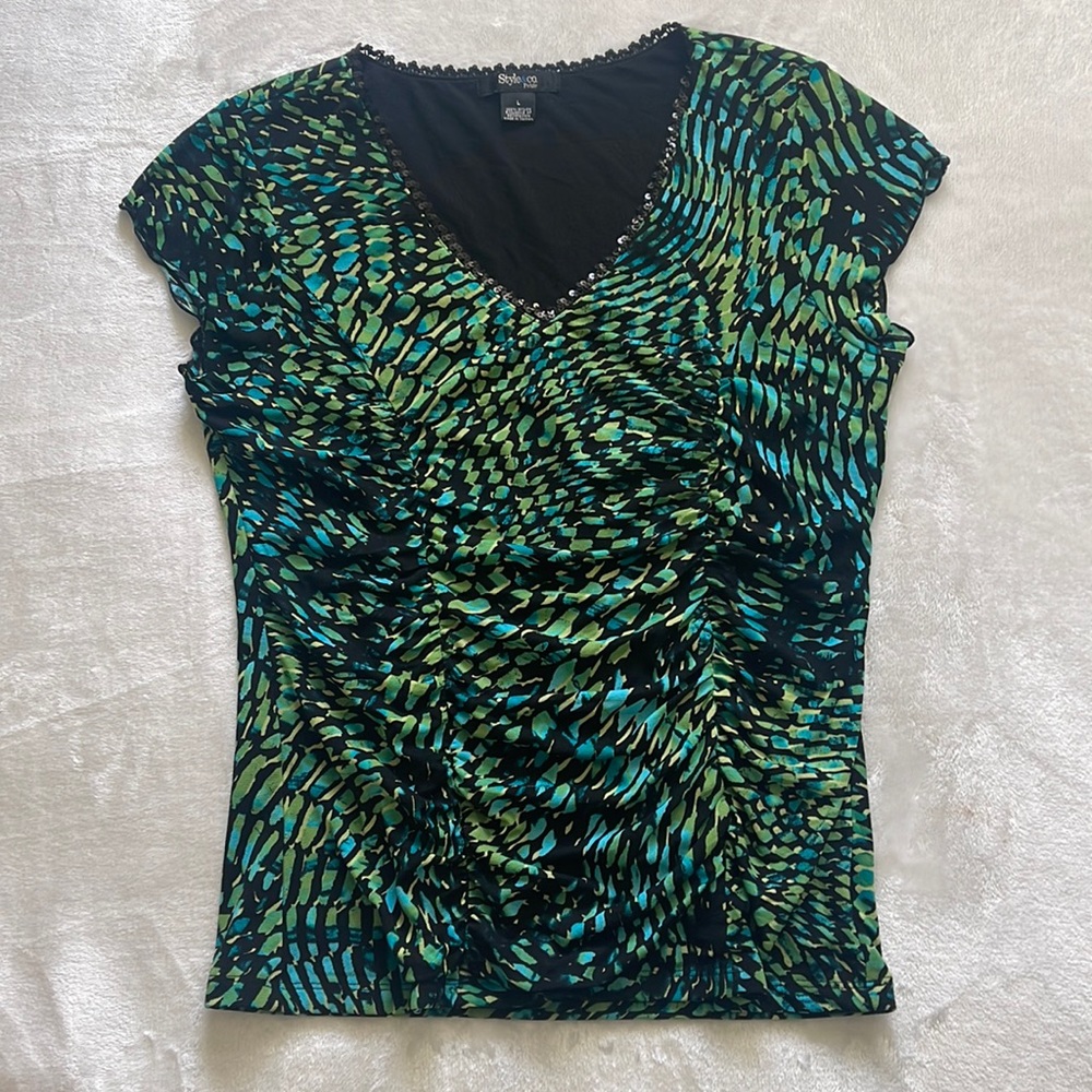 NWOT Style&co. V-neck sequined trimmed cap sleeve blouse - size Petite large